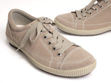 画像をギャラリービューアに読み込む, LEGERO<br>レースアップスエードスニーカー<br> (175-820)