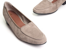 画像をギャラリービューアに読み込む, 【essencia】細身ローヒールパンプス 3㎝ヒール〈ワイズC〉(608-CHOCO)