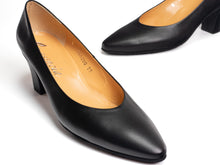 画像をギャラリービューアに読み込む, 【essencia】ポインテッドトゥ細身パンプス 6.0cmヒール 〈ワイズD〉(605-60200)